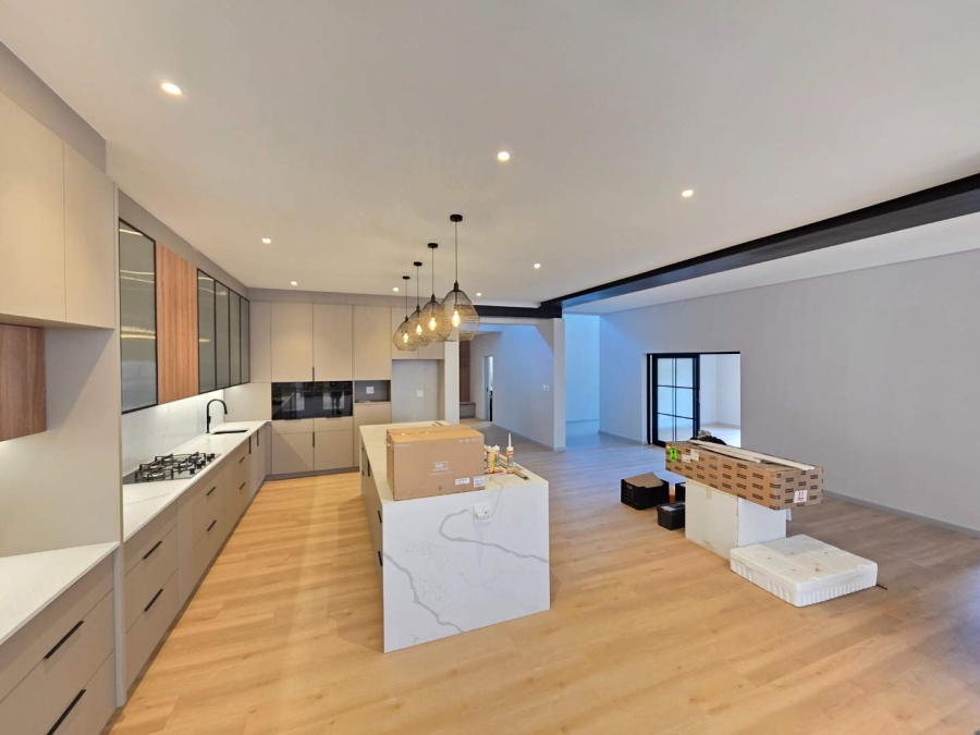 6 Bedroom Property for Sale in Die Boord Western Cape